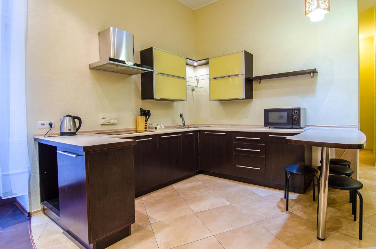 Apartment At Malaya Zhytomyrska 5 키예프 외부 사진