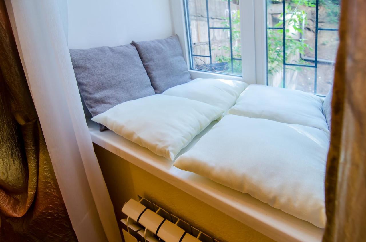 Apartment At Malaya Zhytomyrska 5 키예프 외부 사진